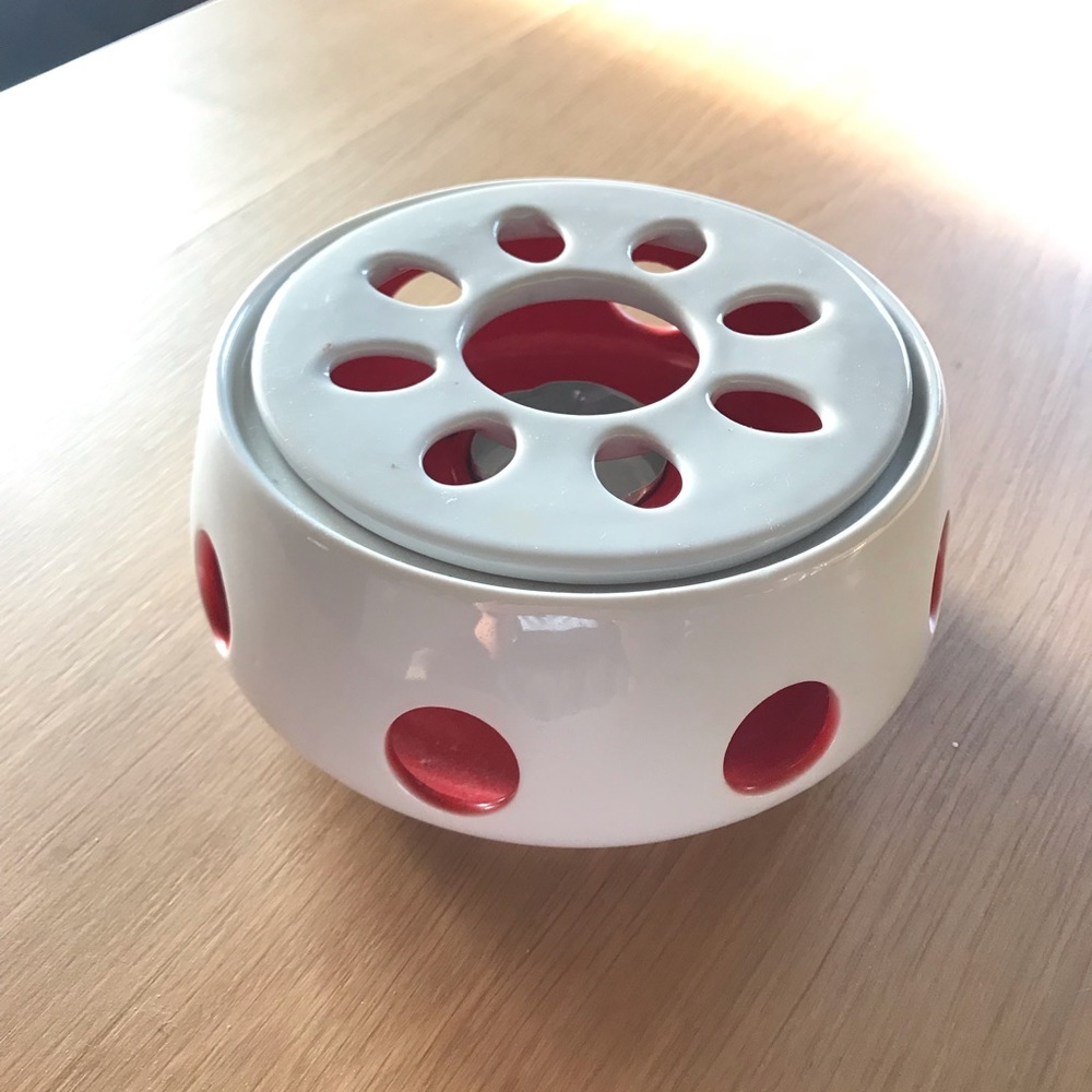 Vintage tea pot warmer